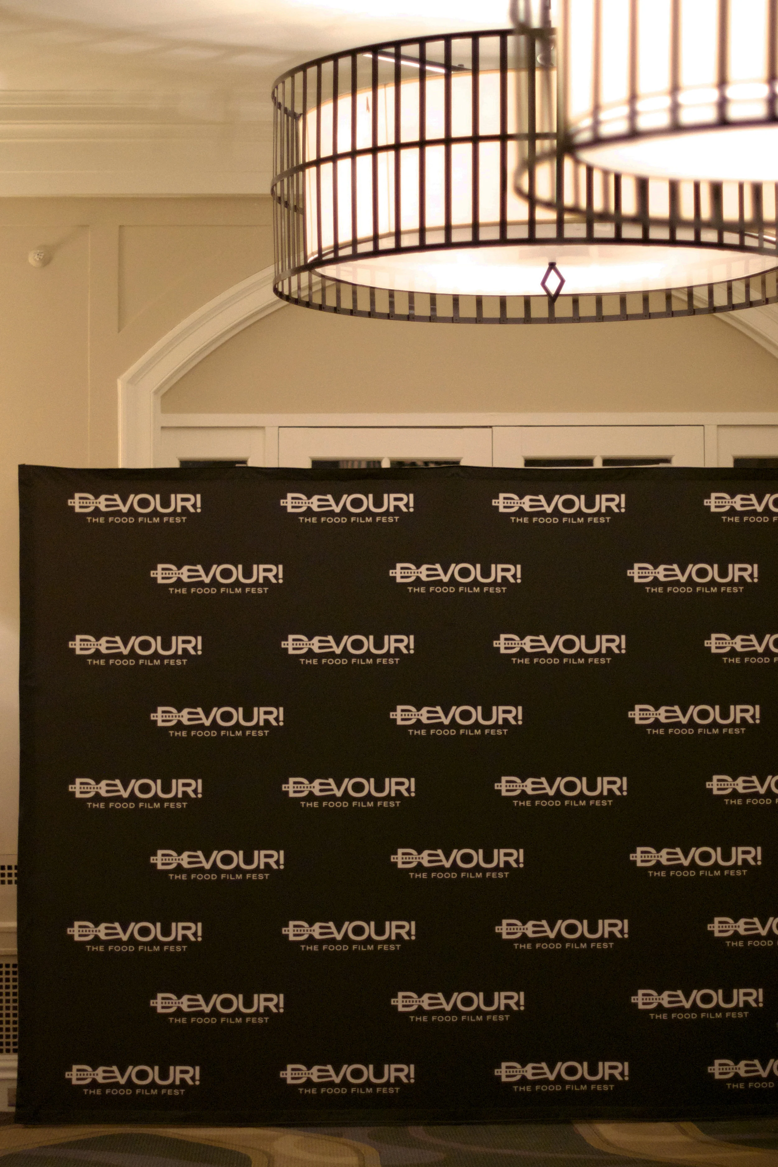 devour-backdrop-screen.jpg