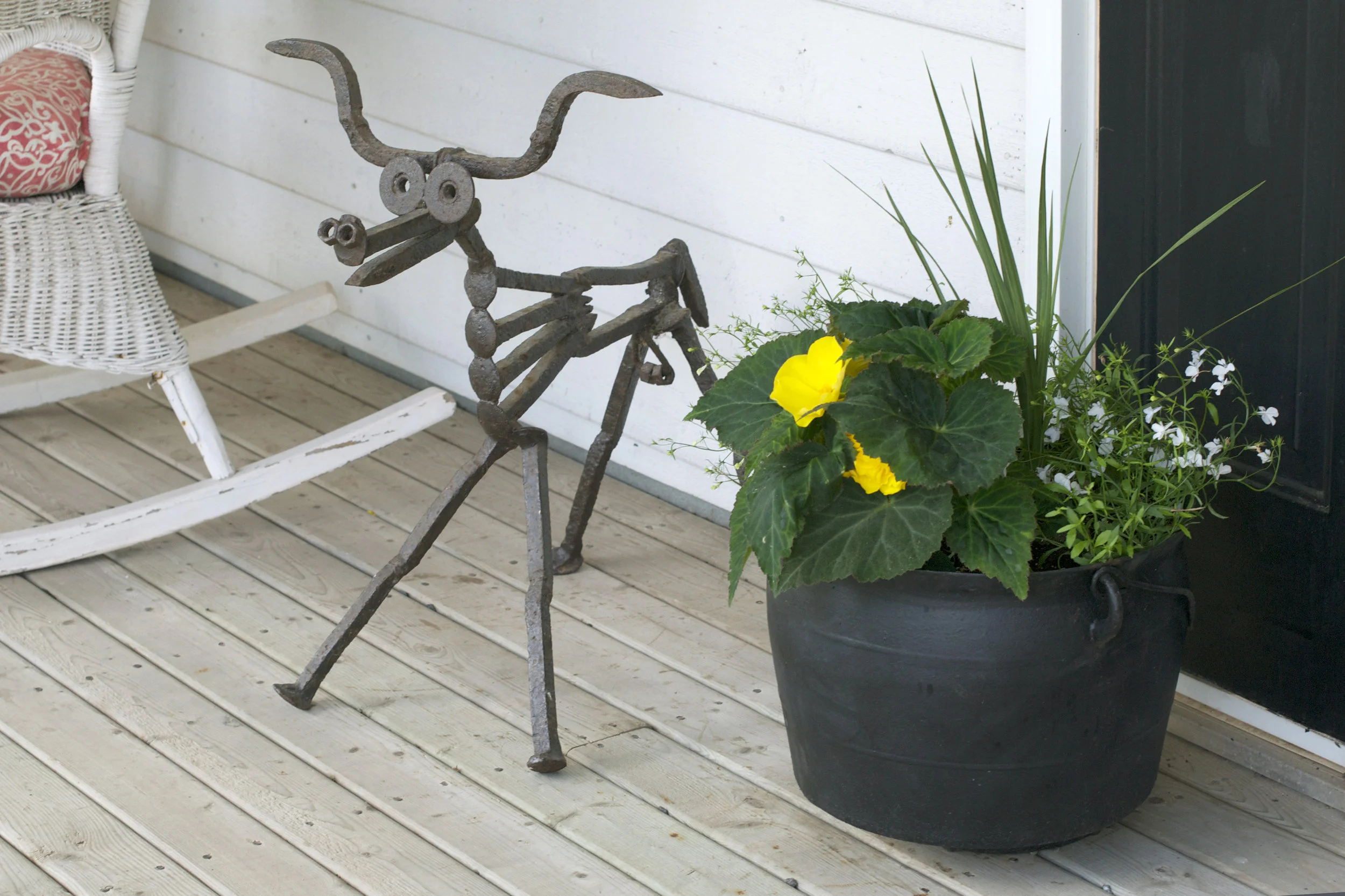 dog-scupture.jpg