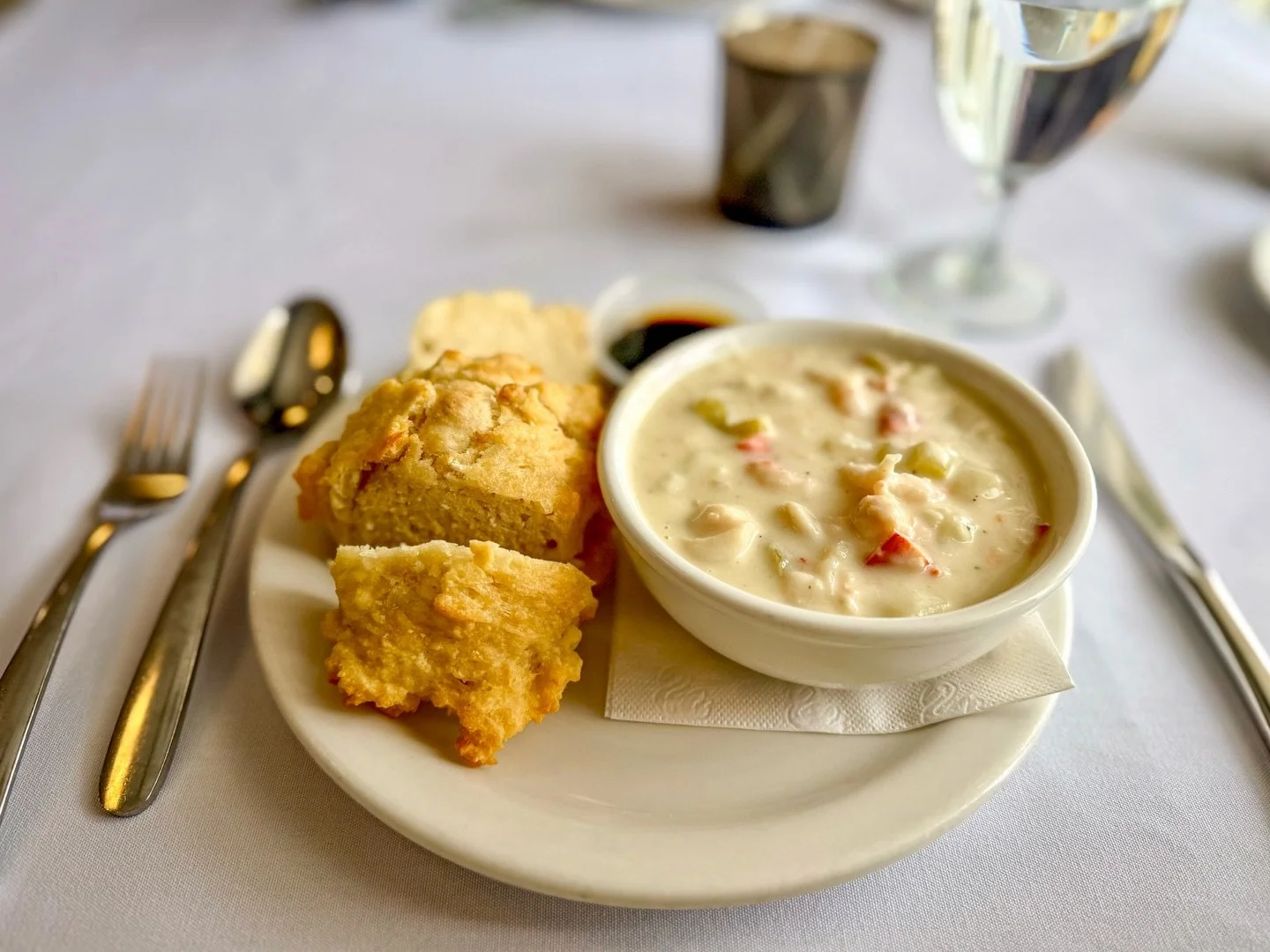 There&rsquo;s something deeply comforting about seafood in winter.

A warm bowl of chowder after coming in from the cold. Steam rising. That first slow spoonful. The kind of meal that slows the whole evening down.

Choosing New Brunswick seafood just