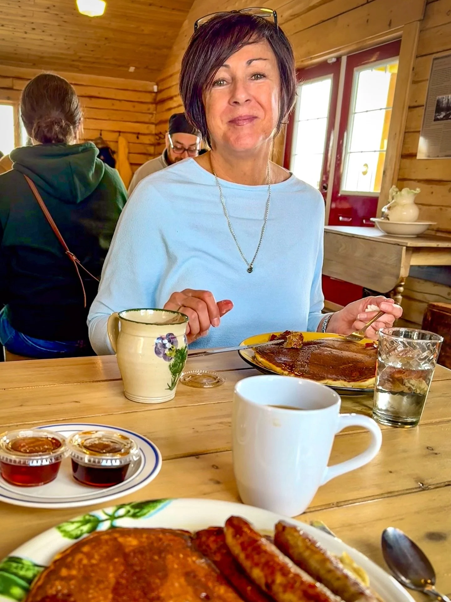 FROSTival ended on a sweet note &mdash; pancakes and maple syrup at @dumfriesmaples with friends. 🍁

Counting down to mid-March through mid-April when the sap starts flowing and Dumfries reopens for warm stacks of pancakes, fresh maple syrup, sweet 