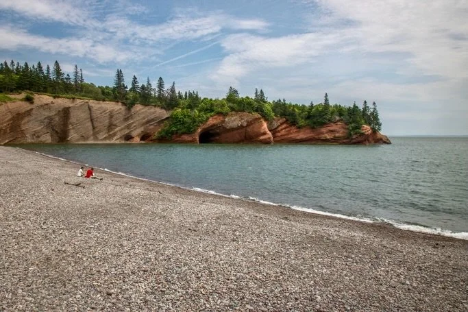 One of the most incredible things about the Fundy-St. Martins Sea Caves is that no two visits are ever the same.

At low tide, the Bay of Fundy reveals an entirely different world. Walk across the exposed ocean floor, wander beneath towering red sand