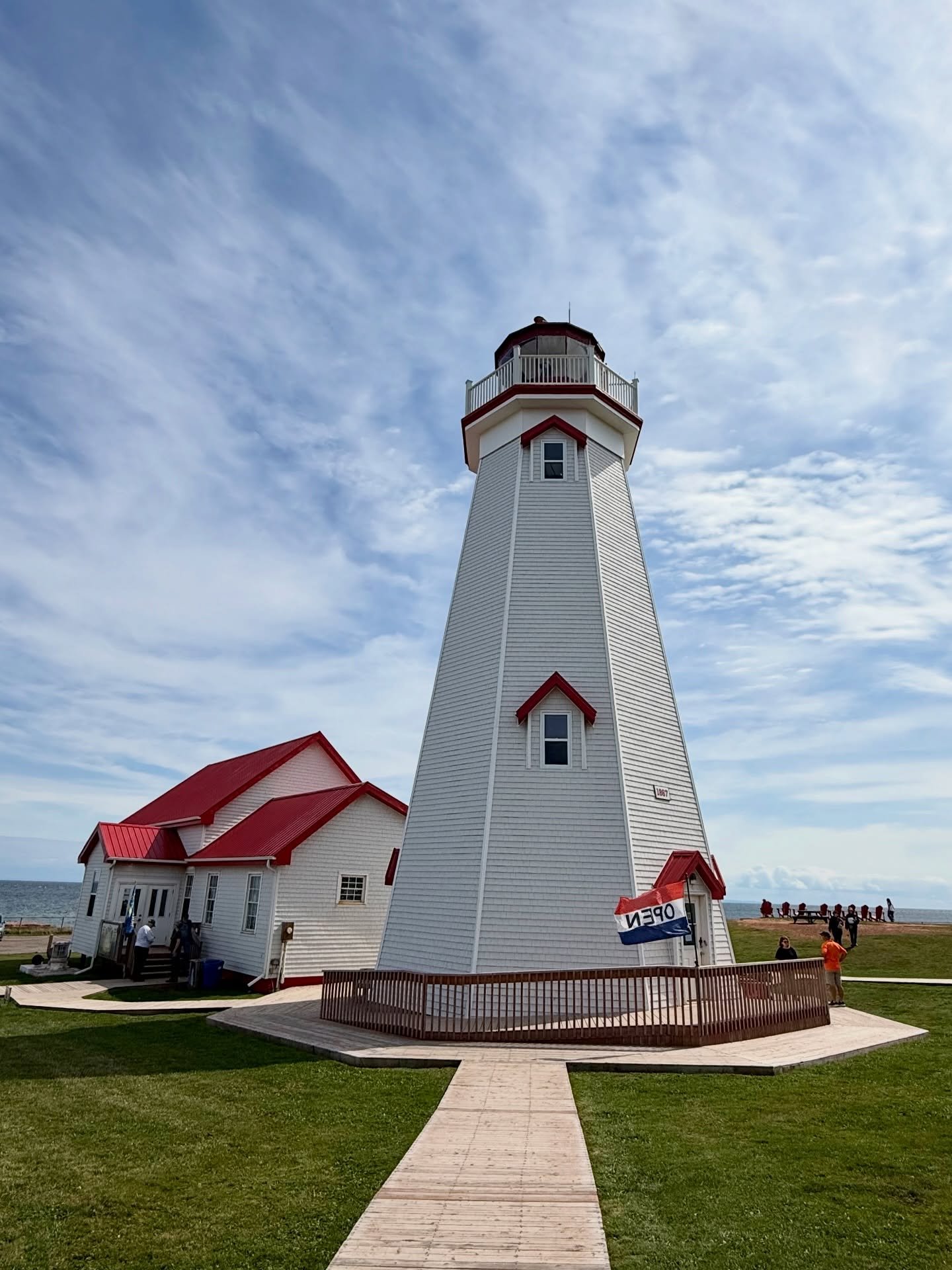 Our Points East Coastal Drive adventure had to include one of PEI&rsquo;s best-known coastal landmarks: East Point Lighthouse. ❤️

Right at the easternmost tip of Prince Edward Island, this is the kind of place that really puts the coastal in Points 