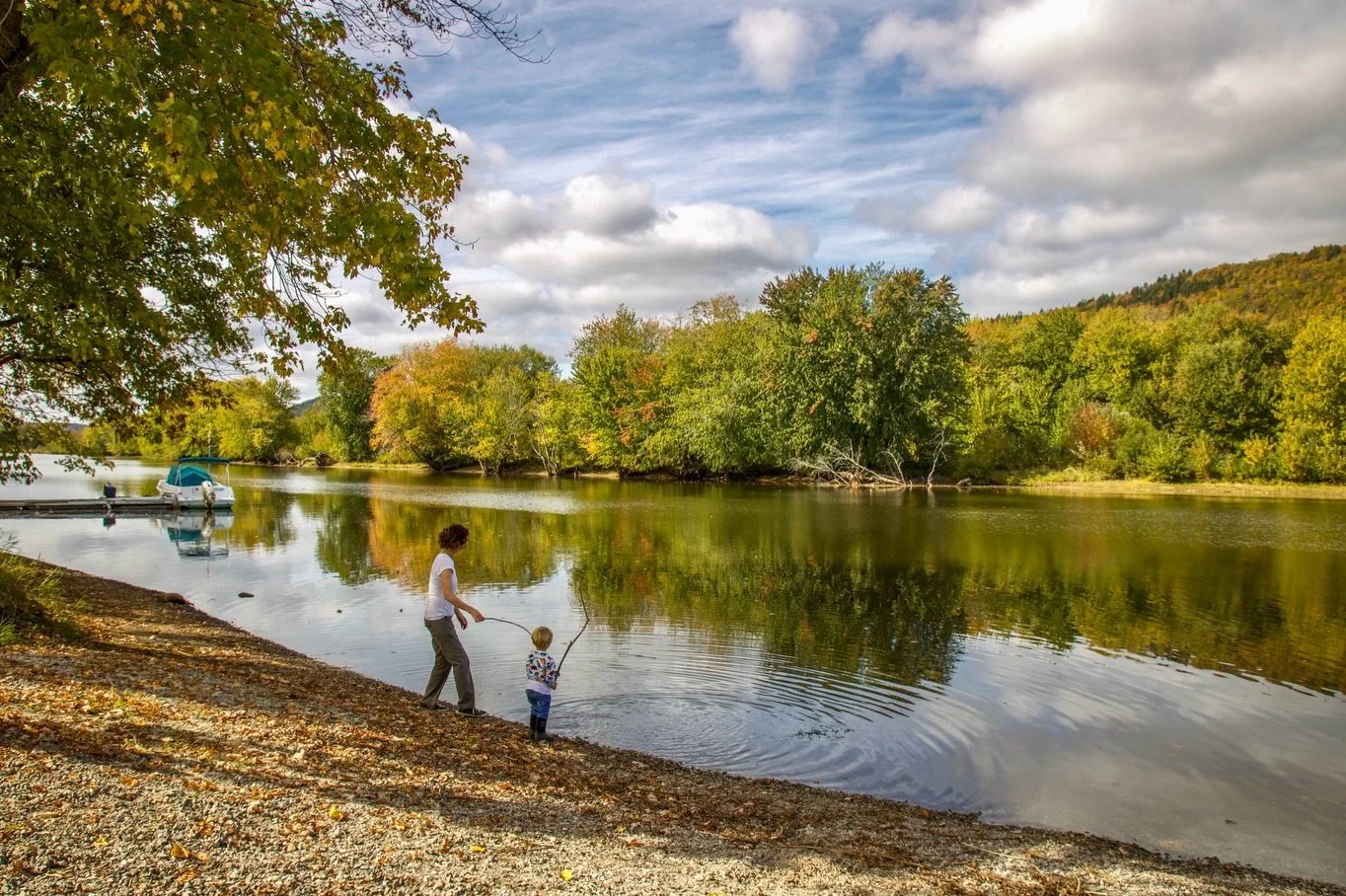 🍁 Looking for your next New Brunswick road trip? Let me introduce you to four communities worth exploring! 🚗❤️🍂

Rothesay, Quispamsis, Hampton and Grand Bay-Westfield each have their own character, with historic landmarks, riverside scenery, local