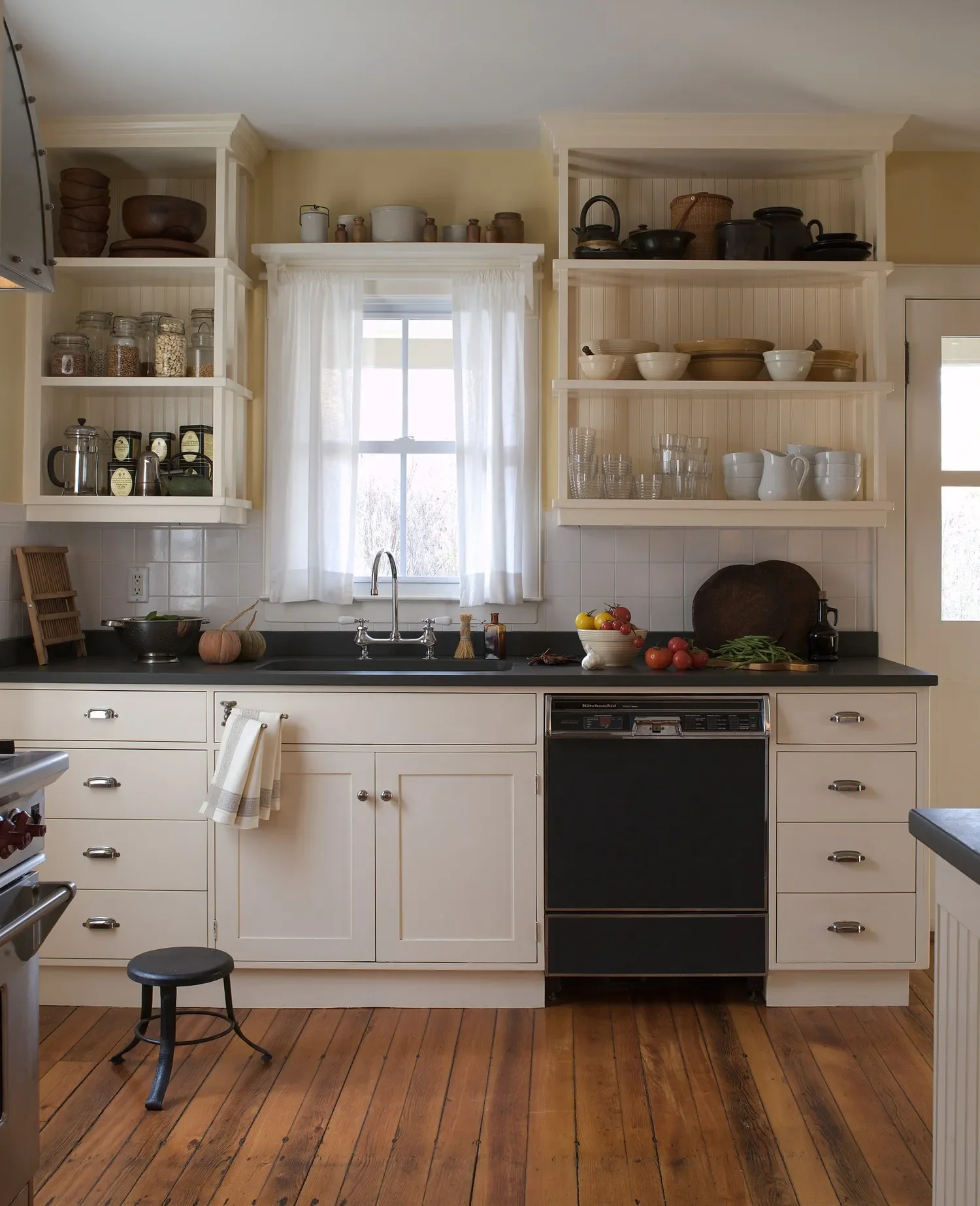 The bluestone countertops were quarried nearby.