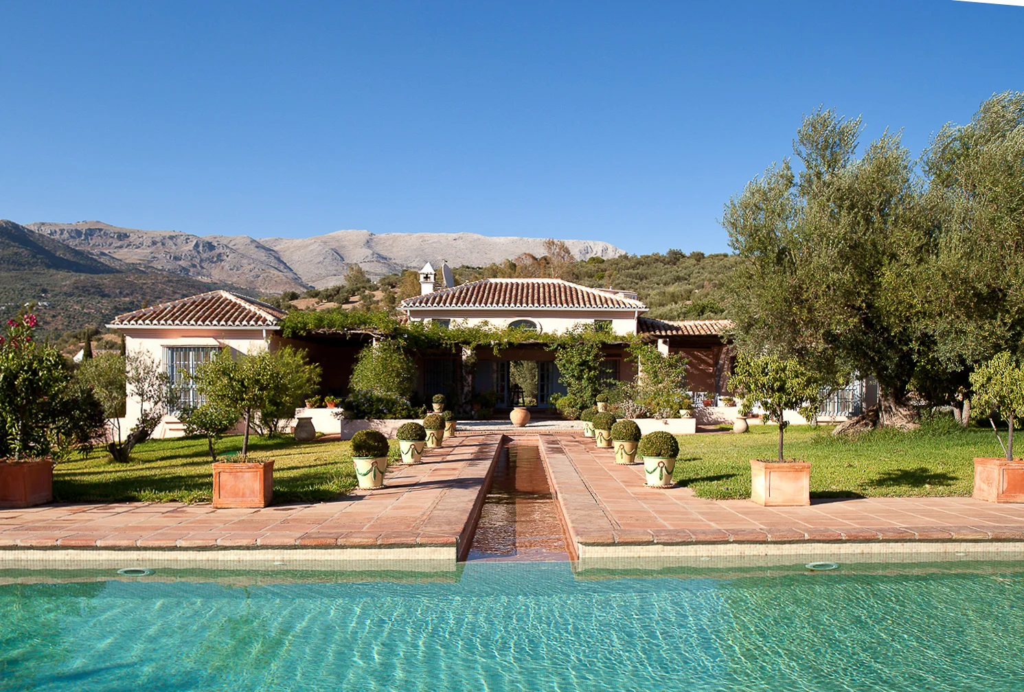 Casa Rosa, set in the mountains of Andalucia