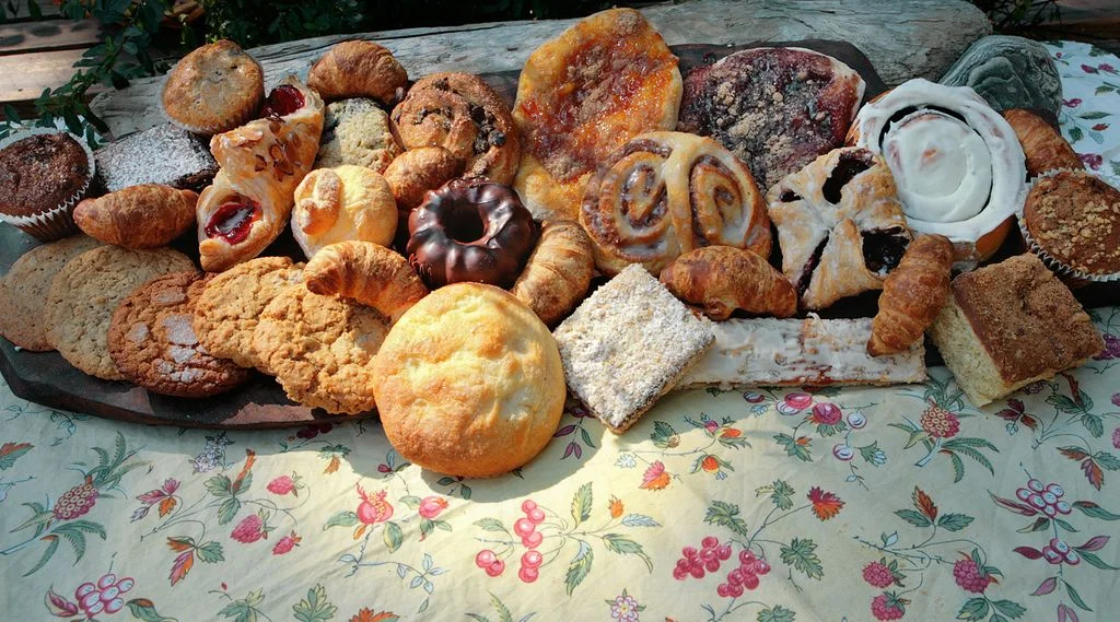 raymonds_bakery_breakfast_spread.jpg