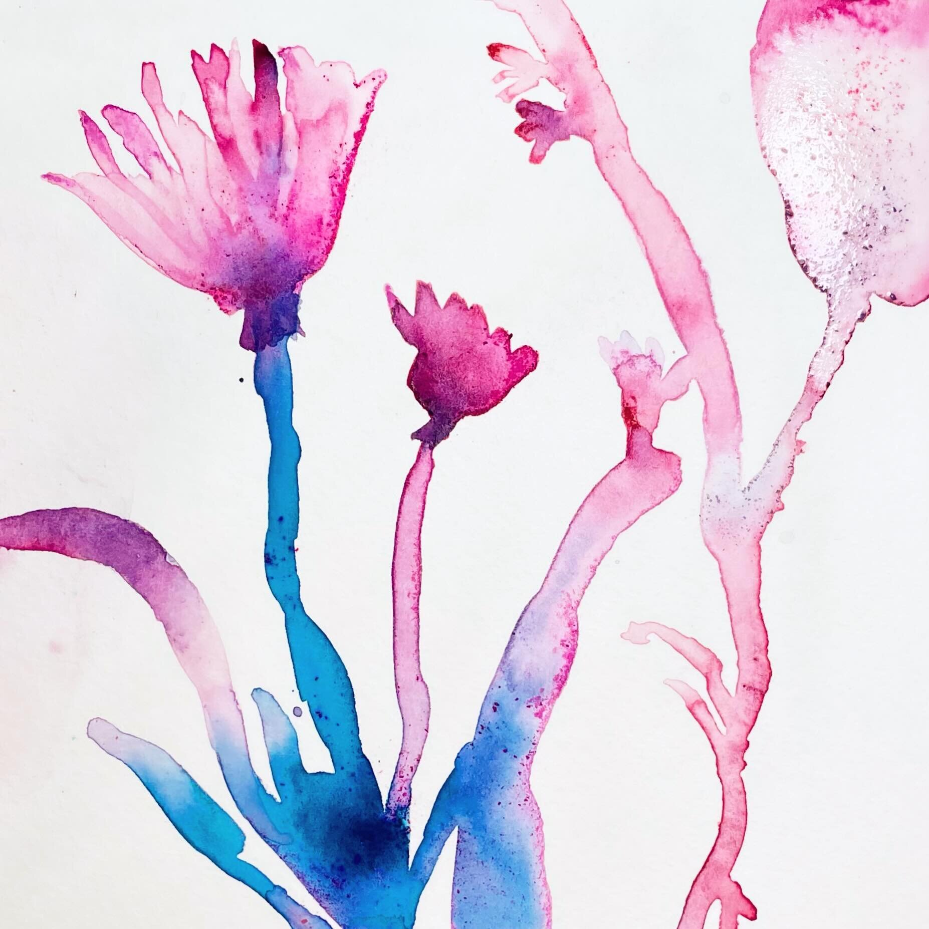 Today&rsquo;s post: floral study with pastel chalk. Messing around with mixing inks, watercolor and pastels. 
#pinks #pinkflowers #pinkandpurple #purpleflorals #pinkflorals #pinkwatercolor #watercolorflowers #watercolorflorals #botanicals #botanicala