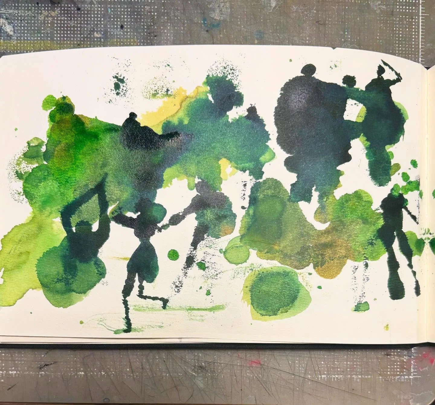 Still exploring abstract shapes, searching for the figures. 
#figures #figurestudy #greenfigures #greens #figureplay #inkyfigures #inks #greenink #sketchbookpeople #abstractshapes #shapelanguage #shapes #peopleshapes