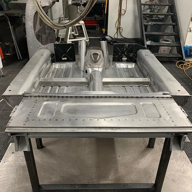 Spot welder workout for this chassis #etype #fabrication #jaguaretype