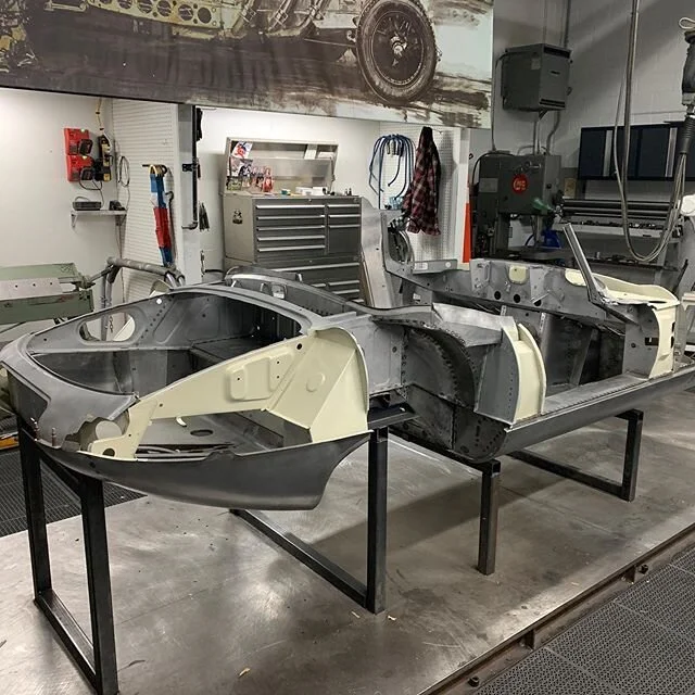 Rockers and epoxy the areas that won&rsquo;t see daylight.
#jaguaretype #jaguar #rust repair #fabrication