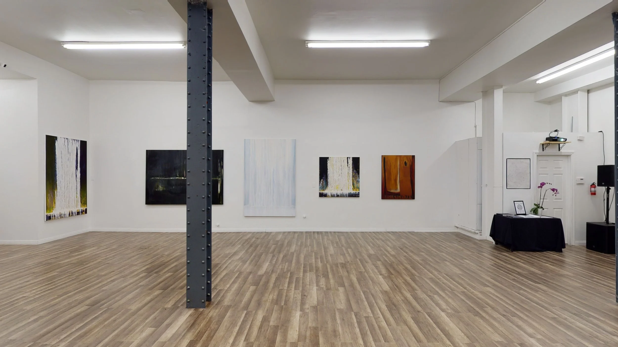 Wonzimer-Gallery-The-Edge-of-Order-Deterministic-Chaos-Group-Exhibition-11032020_152430.jpg