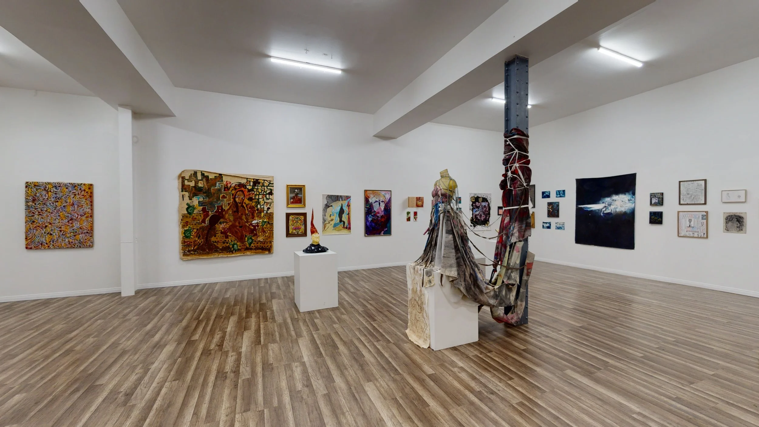 Wonzimer-Salon-De-Imperfectionism-Group-Exhibition-07212021_220406.jpg