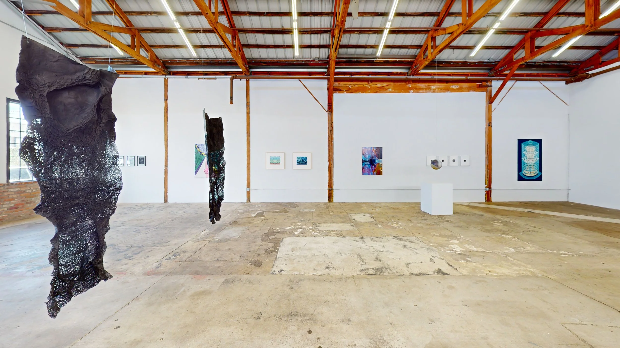 Wonzimer-Time-Being-Group-Exhibition-Photo-3.jpg