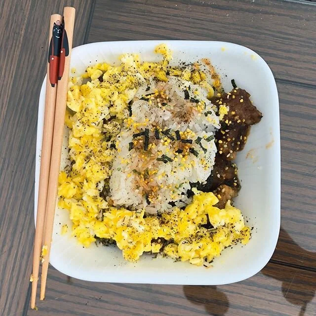 my partner&rsquo;s plating is always so cute.. 😭 the moon is in taurus today (you&rsquo;re welcome 😘♉️) so it&rsquo;s time for some self reflection and self care! light some candles, do a face mask, journal some thoughts and recenter before the sta