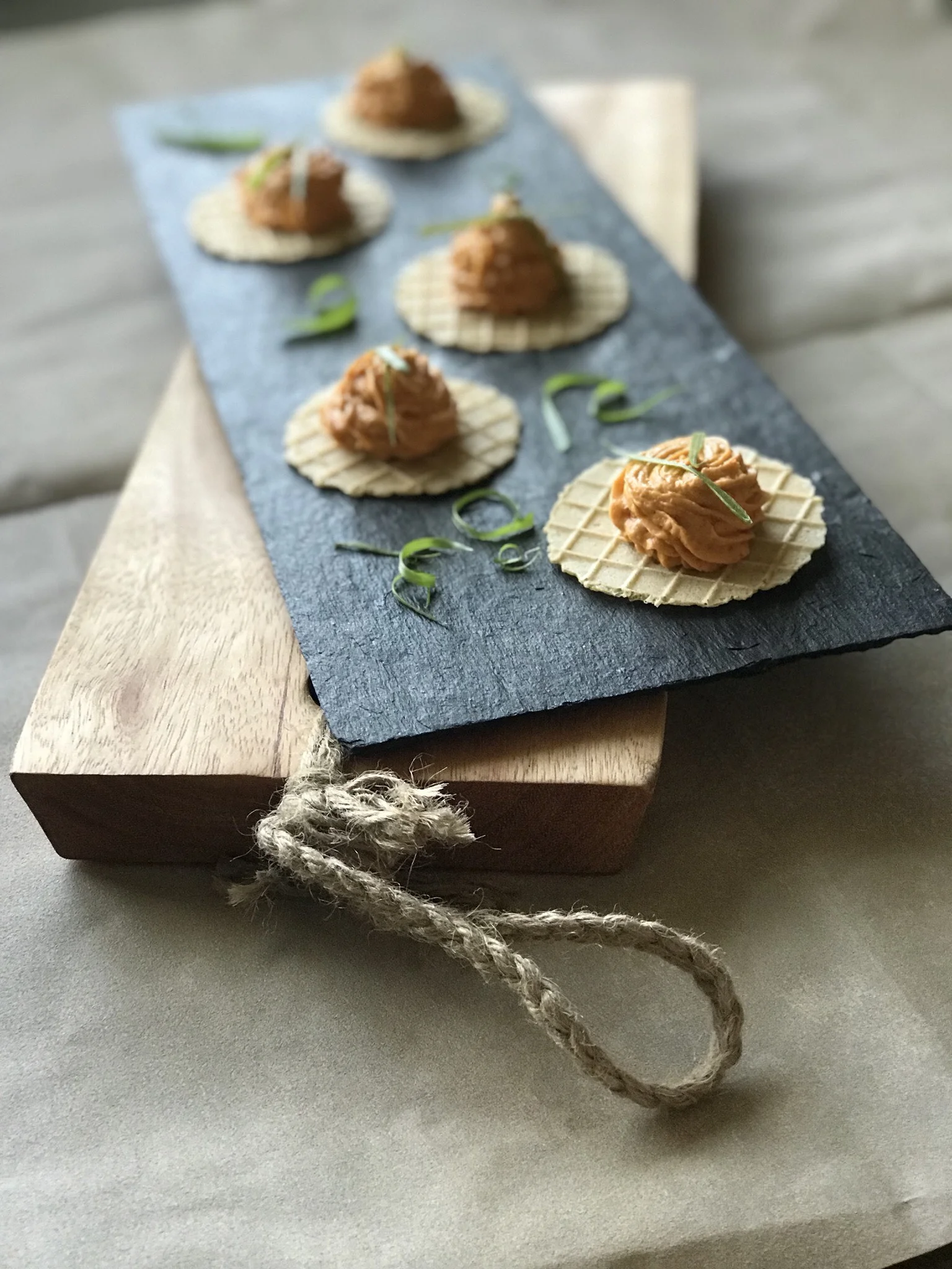 Red Pepper Hummus (Gluten Free & Vegan)