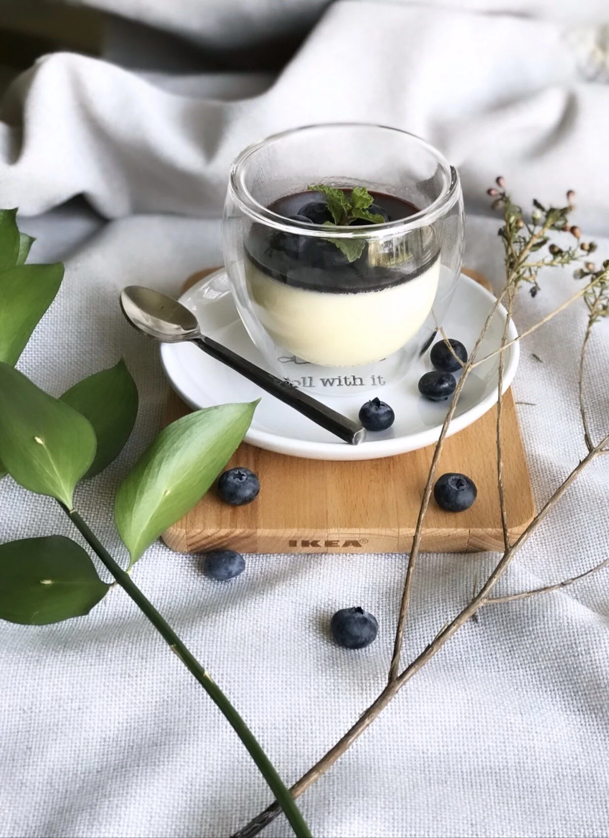GREEK YOGURT PANNA COTTA WITH BLUEBERRY SAUCE 