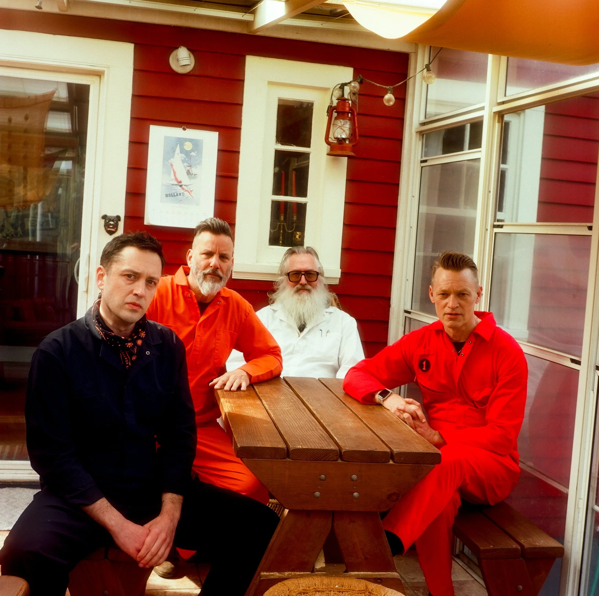 Copy of THEGETTIGHT03.jpg