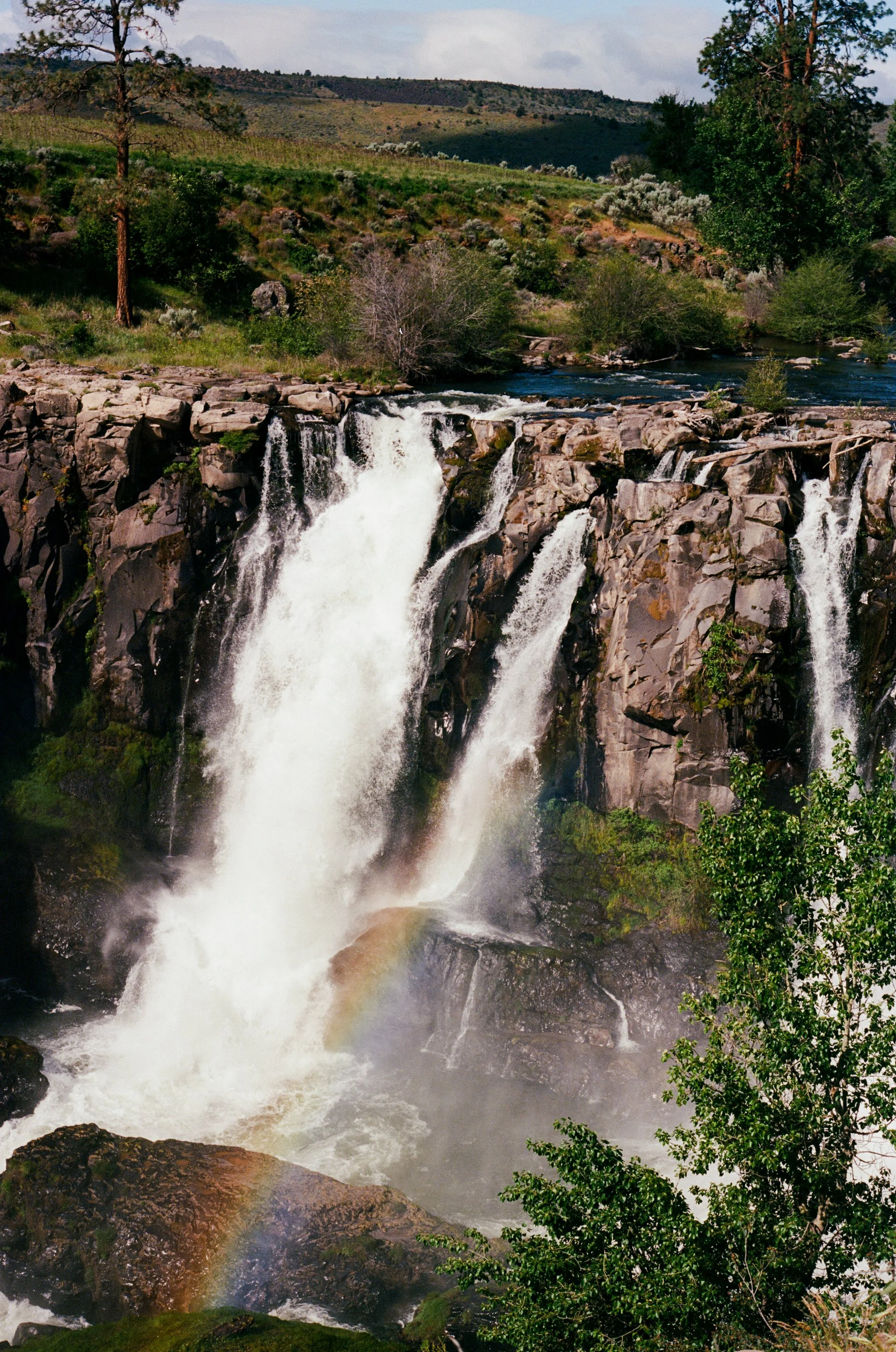 DESCHUTES04.jpg