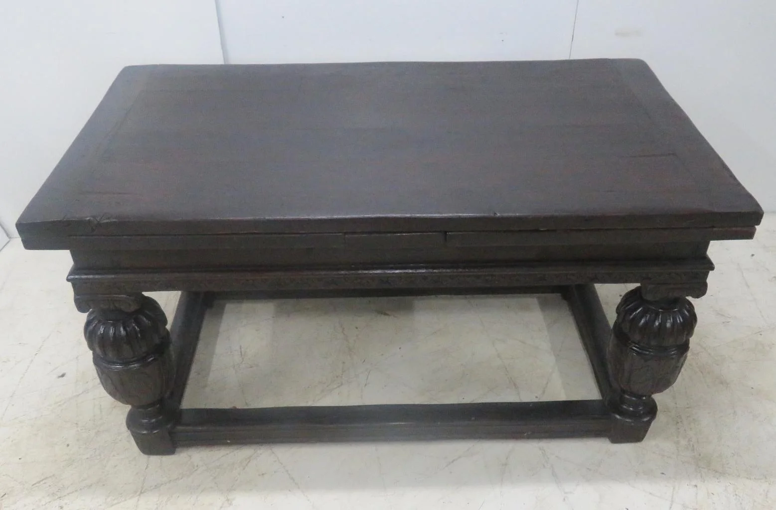 Feudual Oak Jacobean Style Carved Refractory Table Sonty Johns Feudual Oak Jacobean Style Carved Refractory Table Sonty Johns