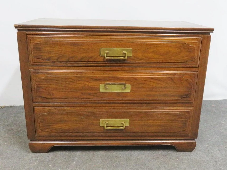 Mid Century Modern Davis Oak Bachelor Chest — Sonty Johns' Antiques
