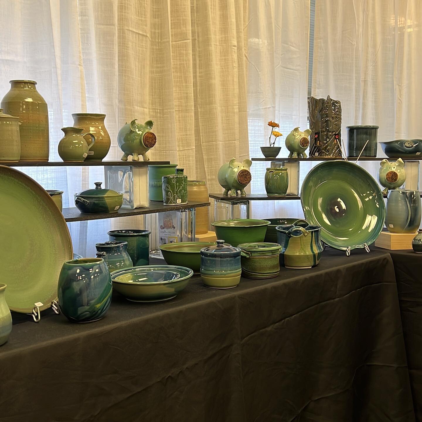 #BloomingtonHandmadeMarket #KellyMeskaPottery Let them in! Let&rsquo;s go! Today and tomorrow at the Monroe Convention Center