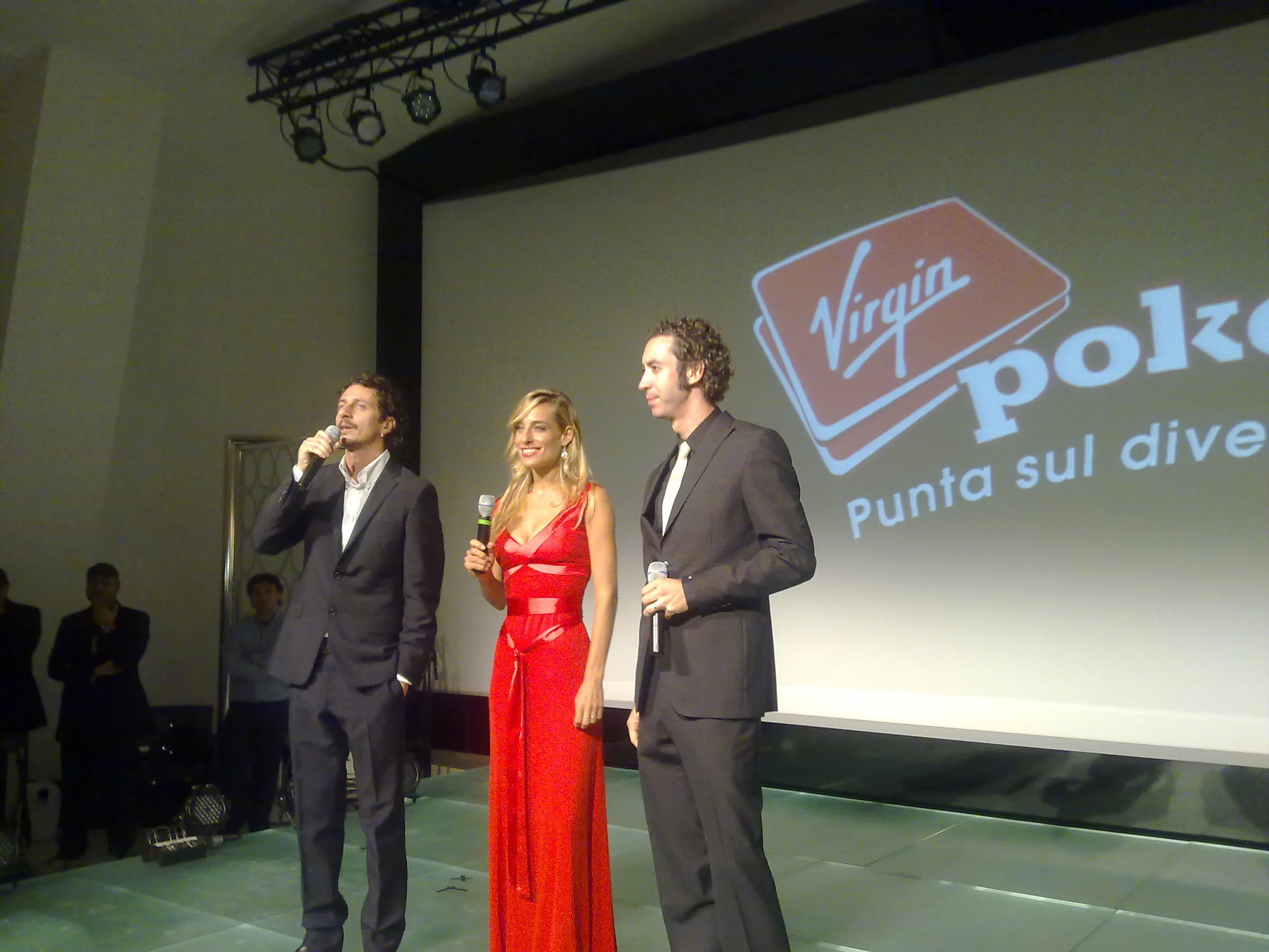 Jessica, with Camera Cafe' co-stars Luca&Paolo, hosting a charity event for Sir Richard Branson and the Virgin Co.