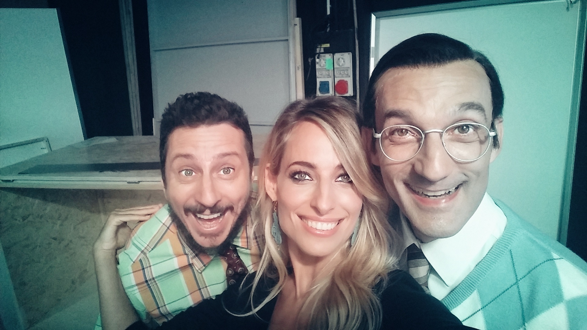 Jessica, Luca Bizzarri ed Alessandro Sampaoli sul set dell'ultima edizione di Camera Cafe' per la RAI