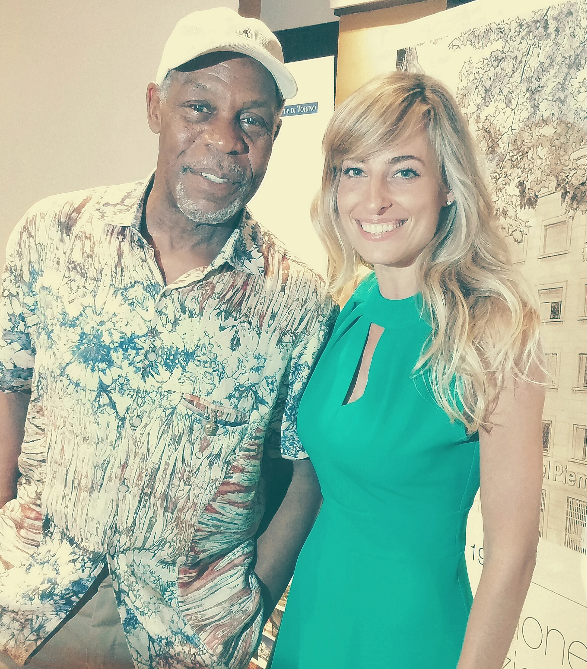 Jessica con l'attore Danny Glover alla conferenza stampa del loro film Ulysses