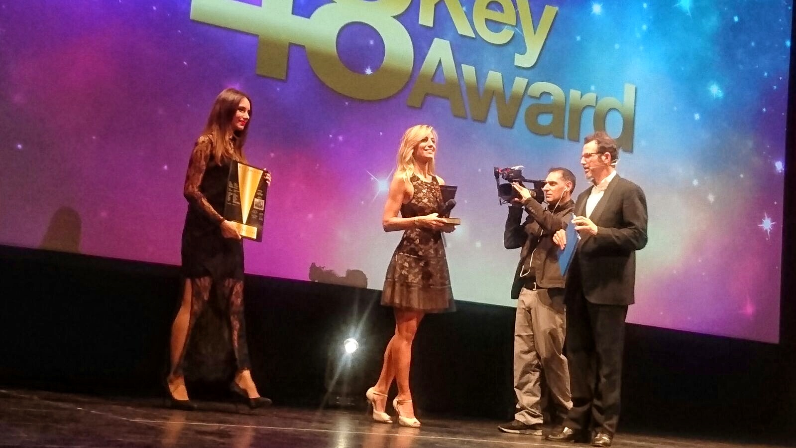 Jessica sul palco dei Key Award a Milano