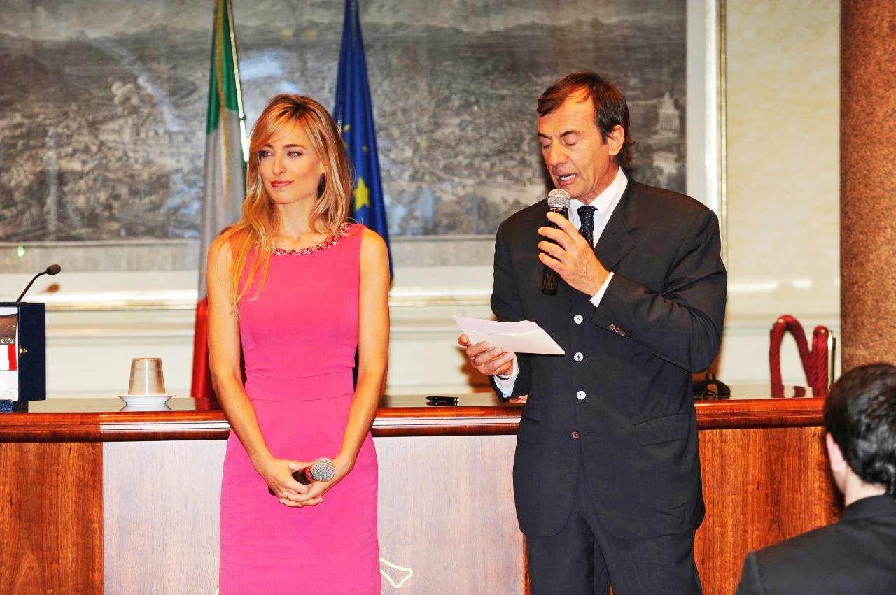 Jessica a Montecitorio che riceve dal Parlamento il suo riconoscimento "Premio Italia-Usa"