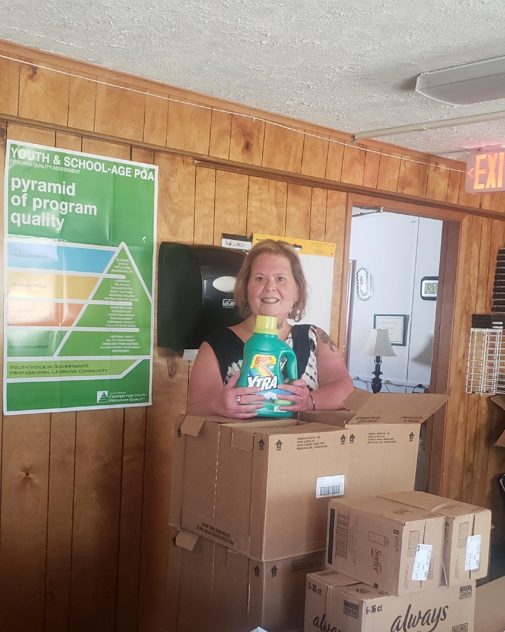 Groceries-hygiene boxes for families.jpg