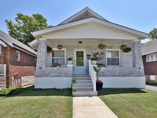 3320 Ivanhoe Ave - $173,500
