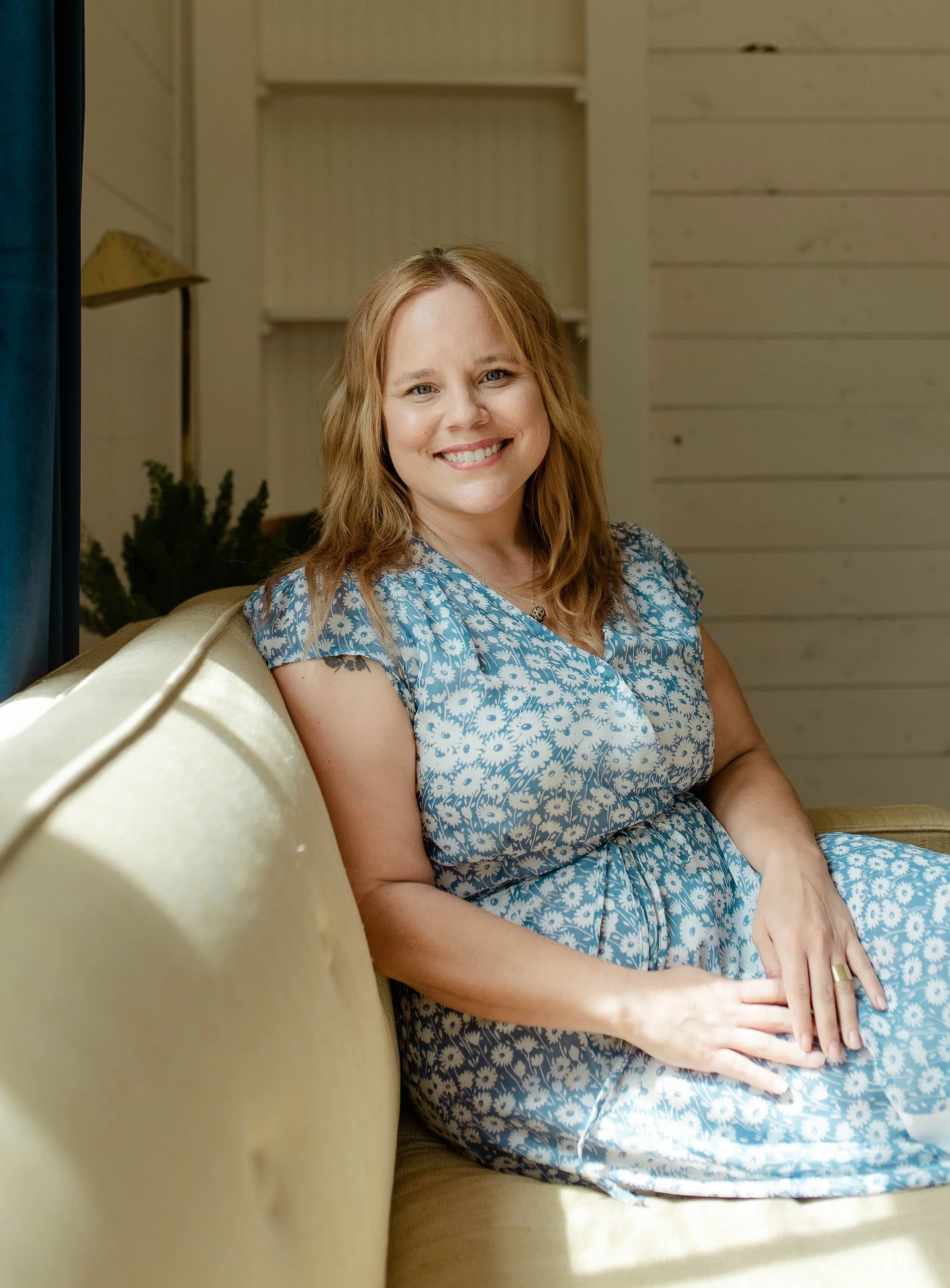 LEAH GRAEFF - MARKETING & BRAND STRATEGIES