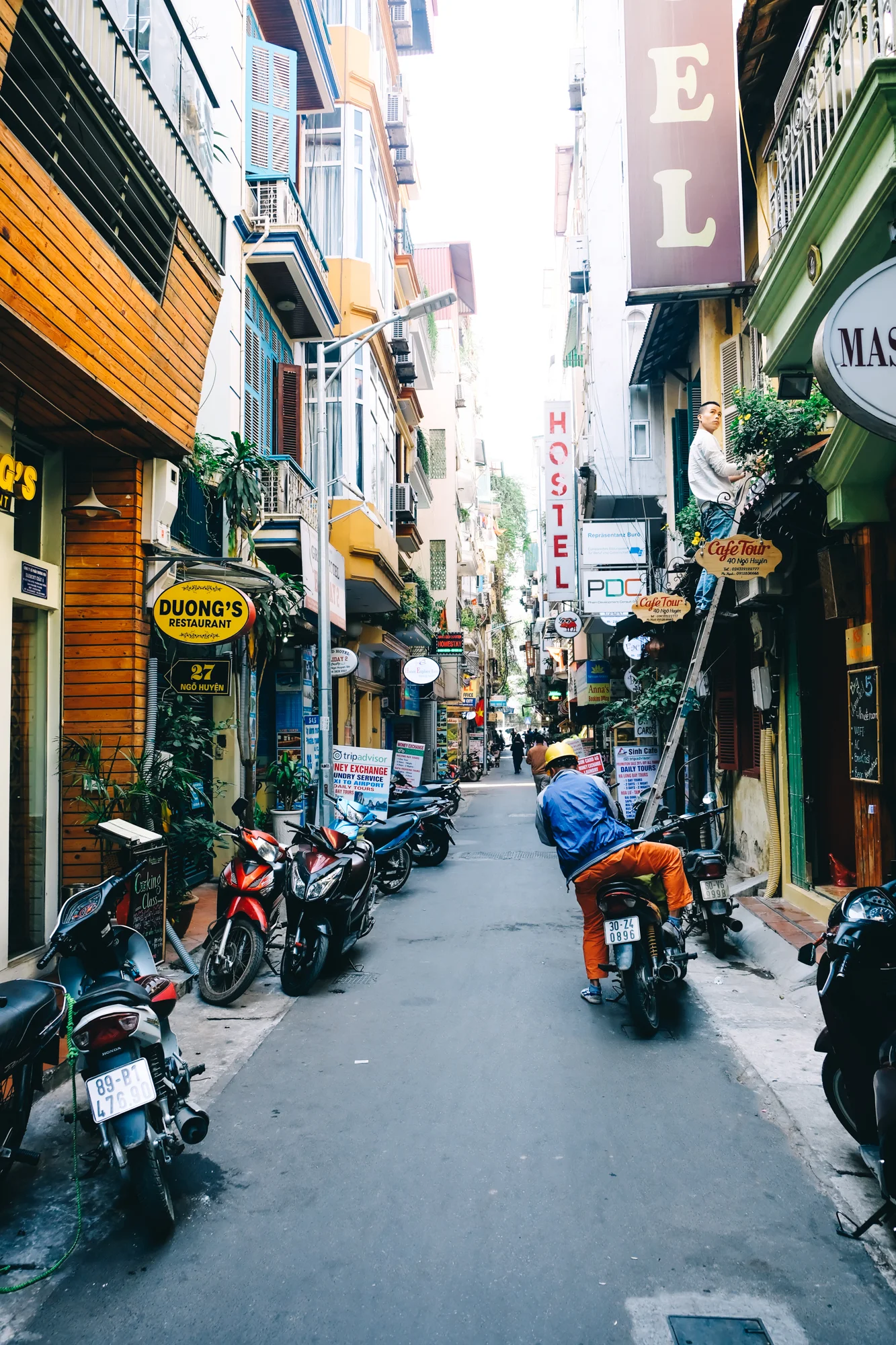 Little alley’s full of life