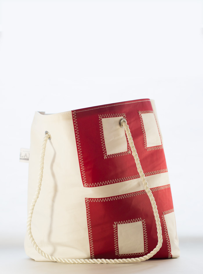 breezy-tote-red-number-86.jpg