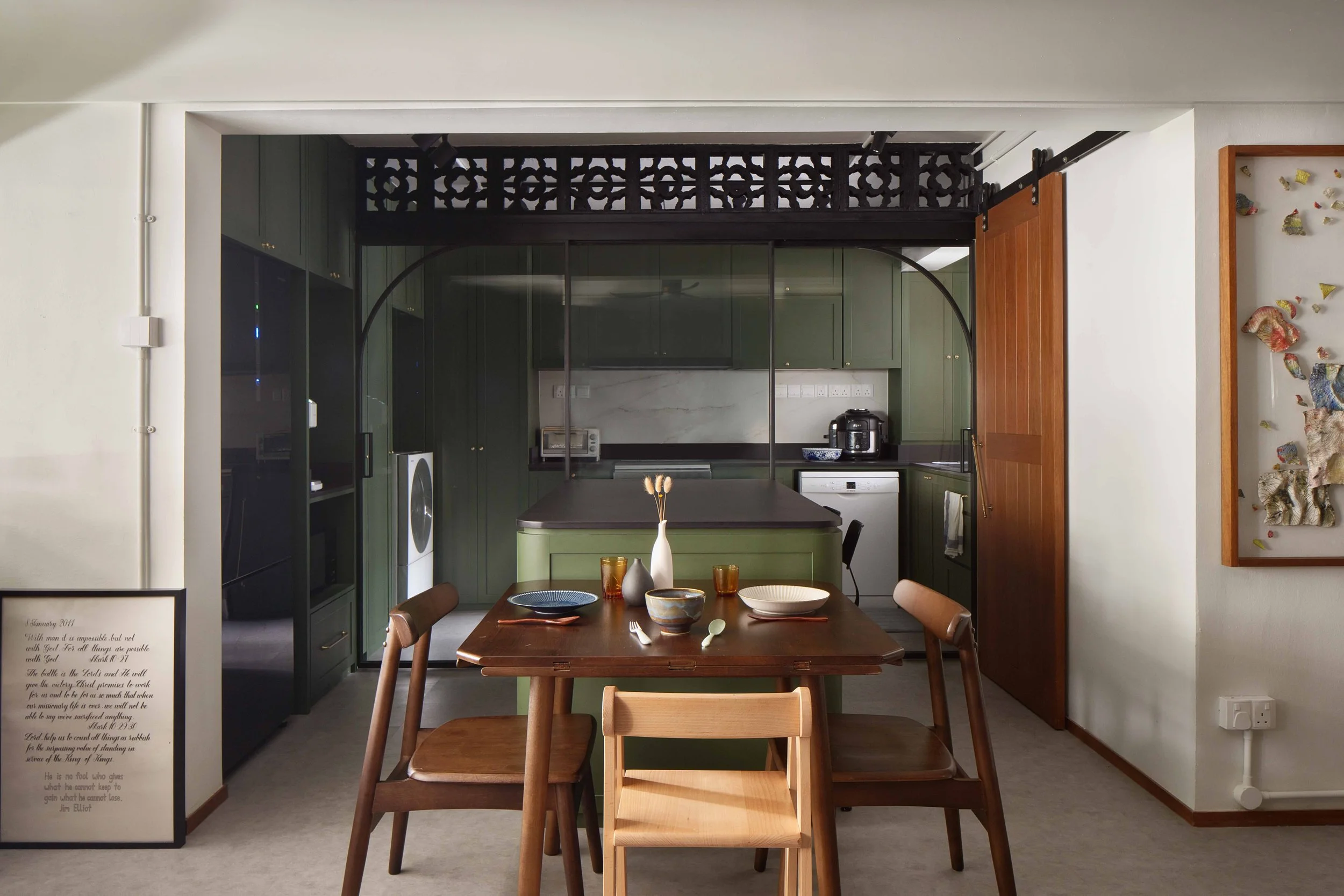 McNair 23Jul2402_lo.jpg