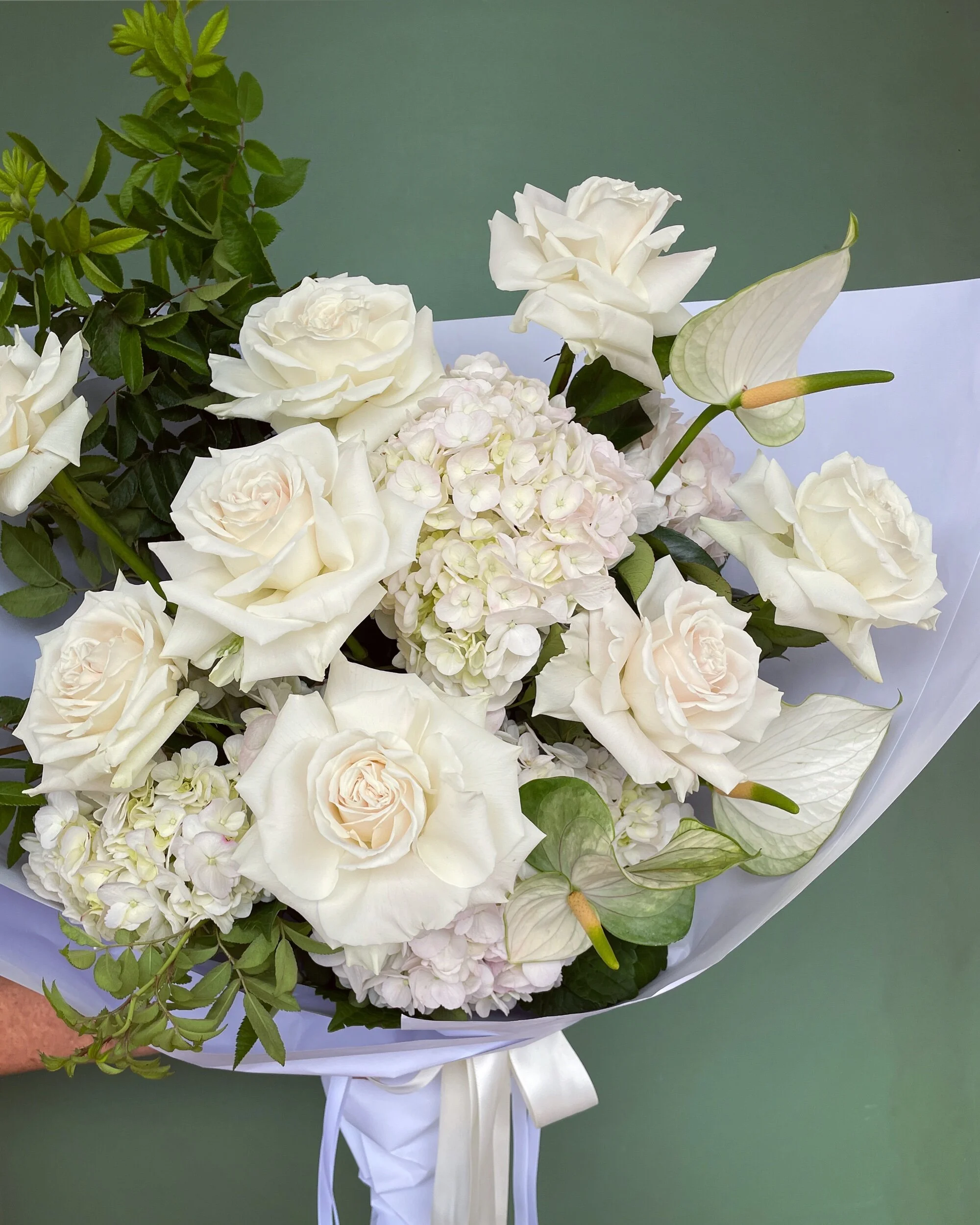 Classic white & green bouquet