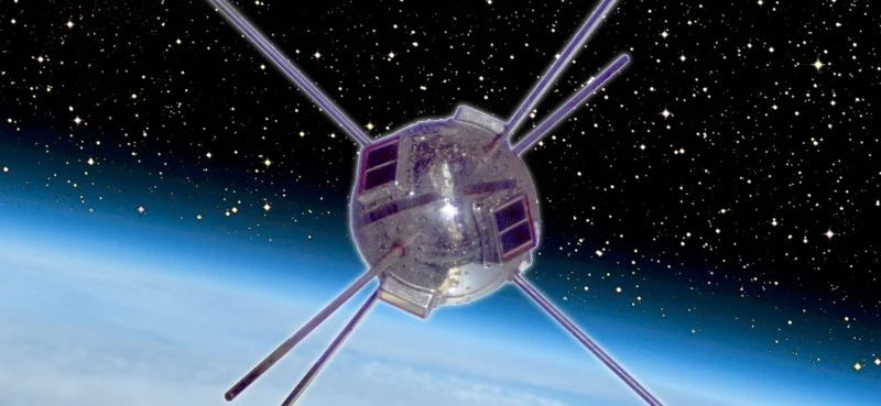 Vanguard 1 satellite used the first commercial solar panels