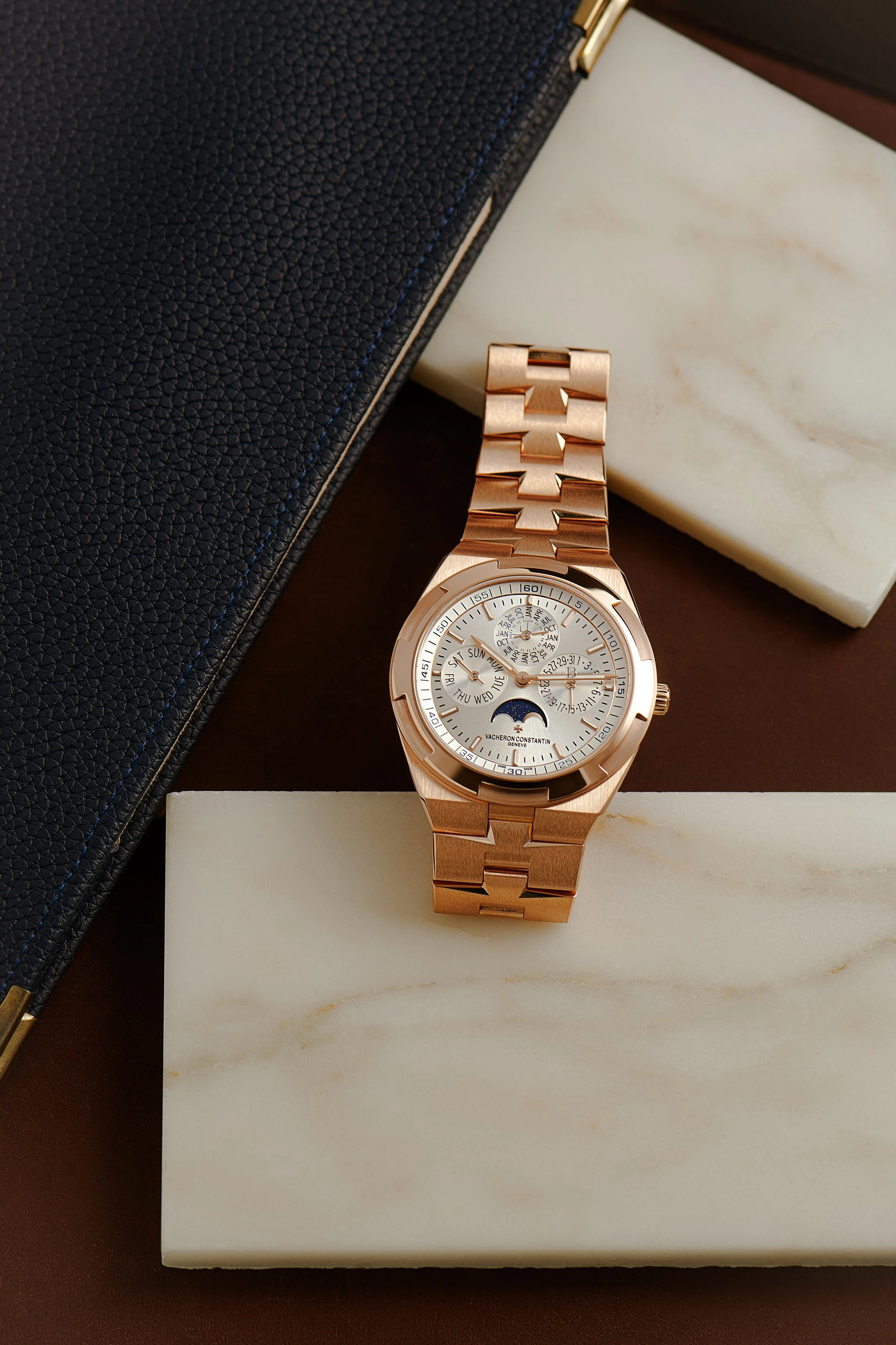 VACHERON_CONSTANTIN_OVERSEAS_PERPETUAL_ULTRATHIN_ROSE_GOLD_4300V-120R-B064_317677_69950.jpg