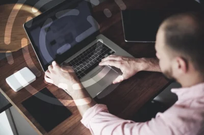 Man laptop.jpg