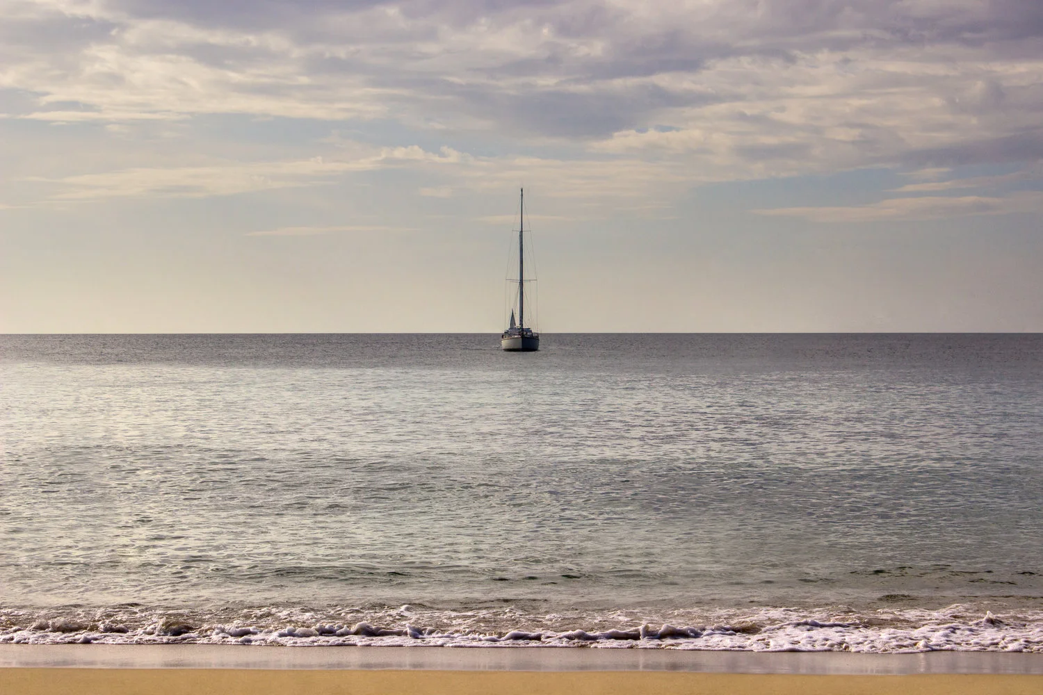 lone-boat.jpg