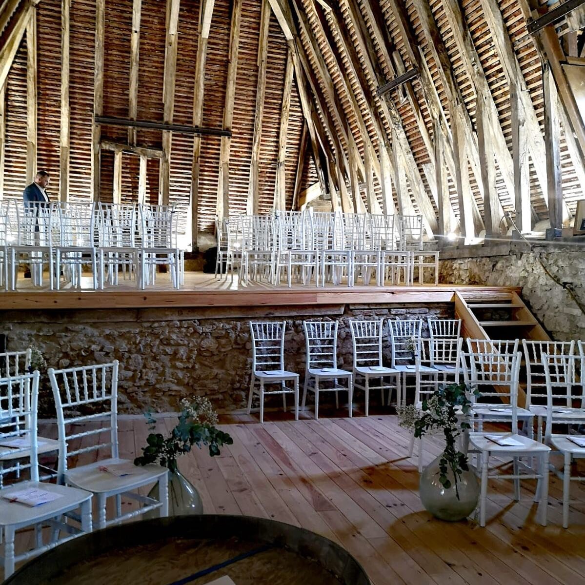 Le bureau du jour! Absolument magnifique! Bravo Axel et C&eacute;line ! #wedding #weddingday #trio #mariagelaique #souslestoits  #chateau #hallelujah #singerlife #piano #vindhonneur #gospel #gospelmusic