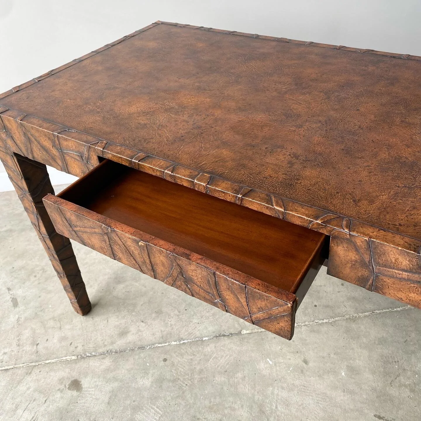 BE8ED08A-F5E6-41C9-B306-75F4AED0F37A