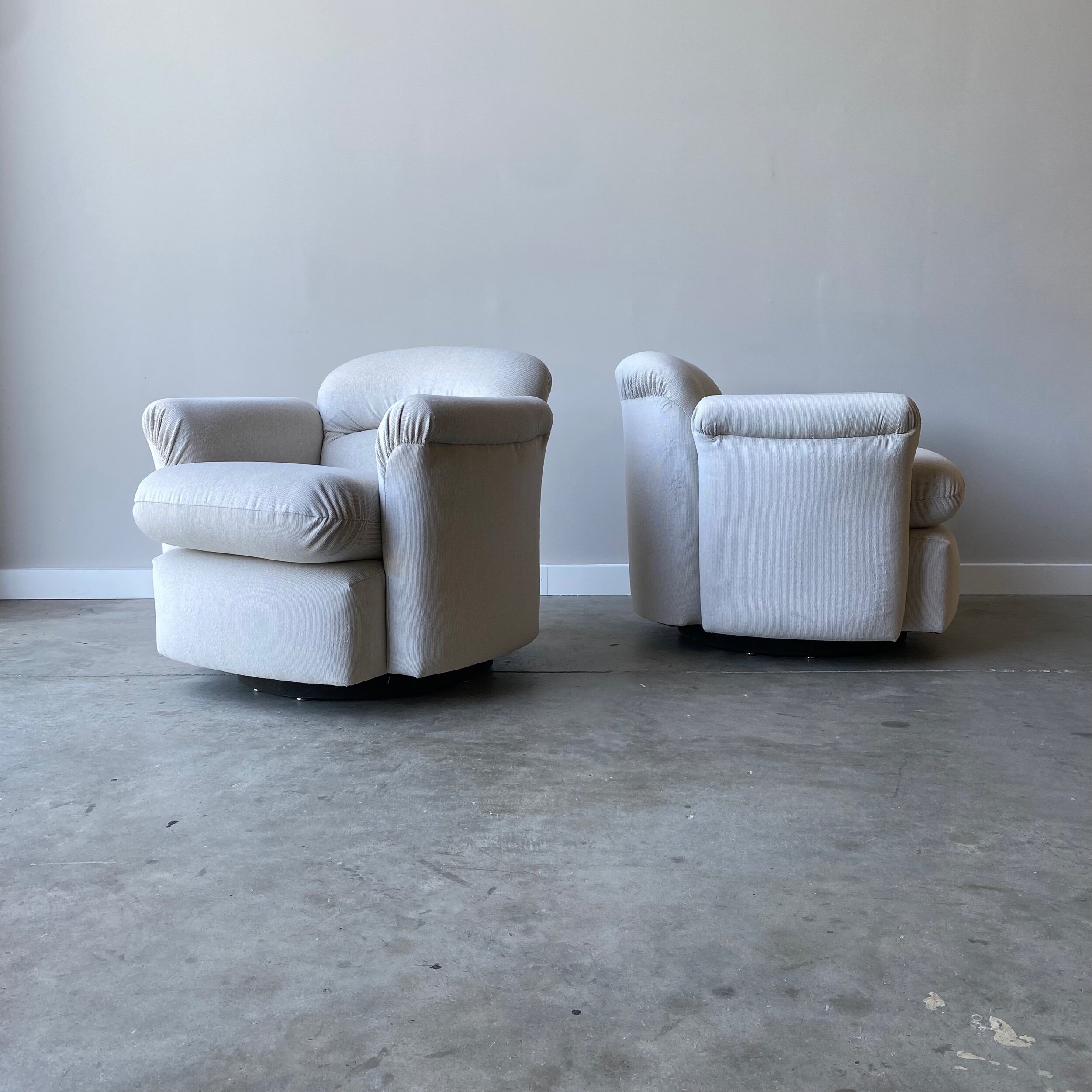 E1BB9B3C-0182-4139-9B1B-798E469B4823