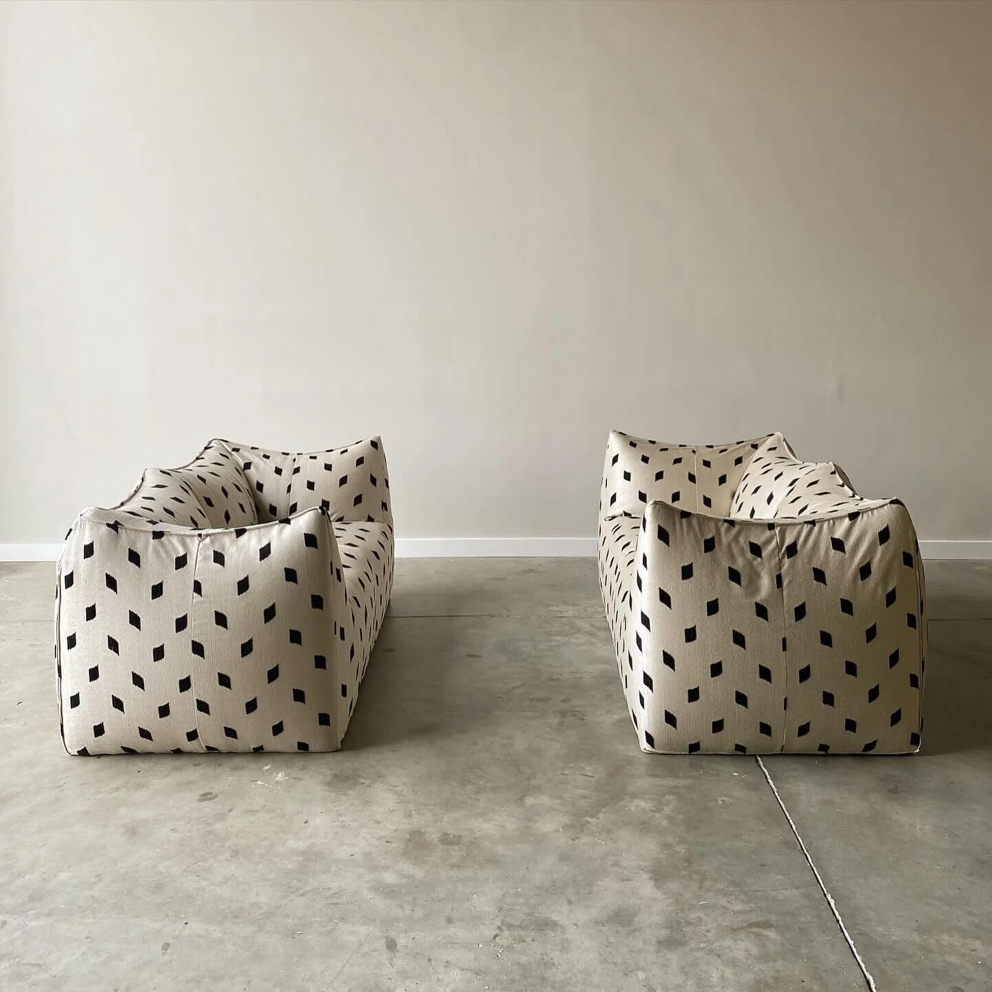 2CEA8501-35E4-4C54-AC48-AD333409B712