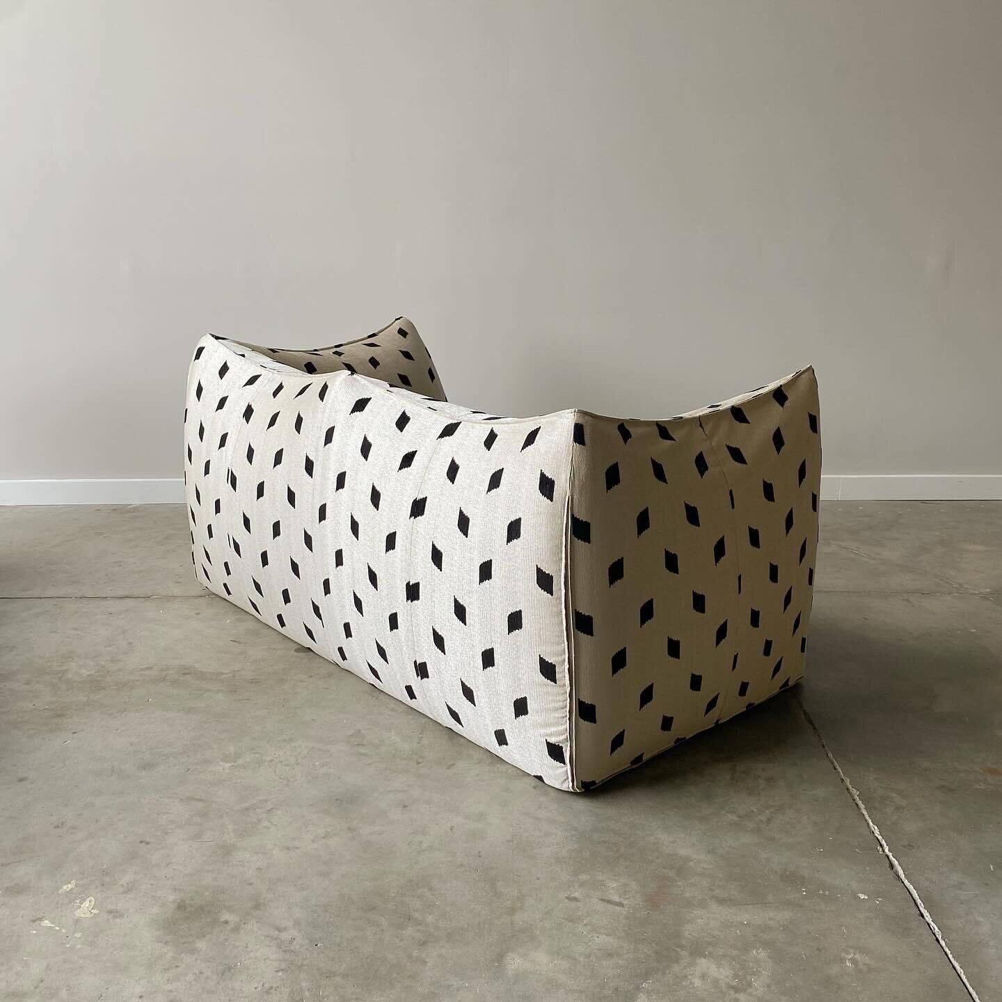 B07E5497-C5D0-4920-9B12-76F87D02D02B