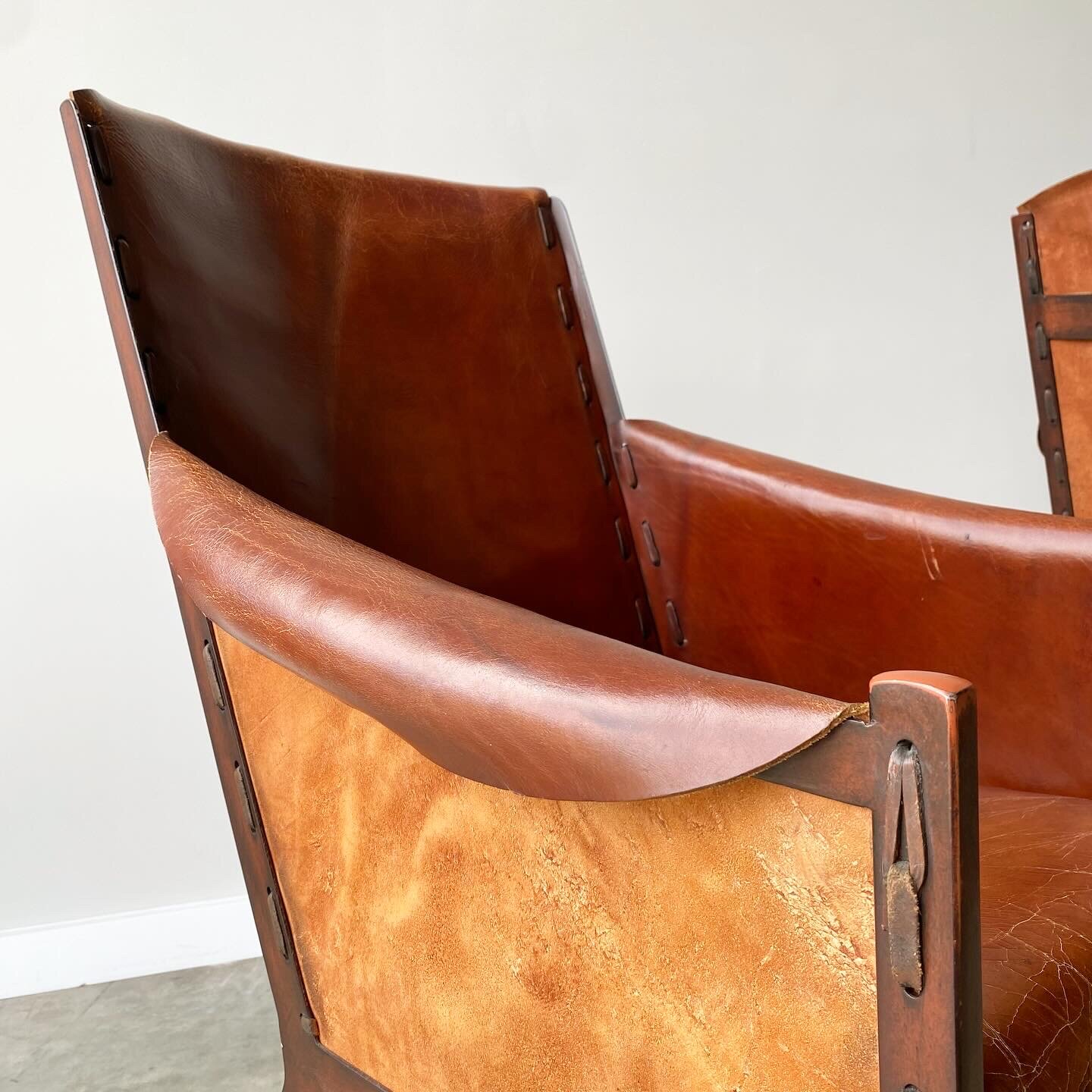 2057CB76-C4A3-4264-90AB-F0B493BAE718