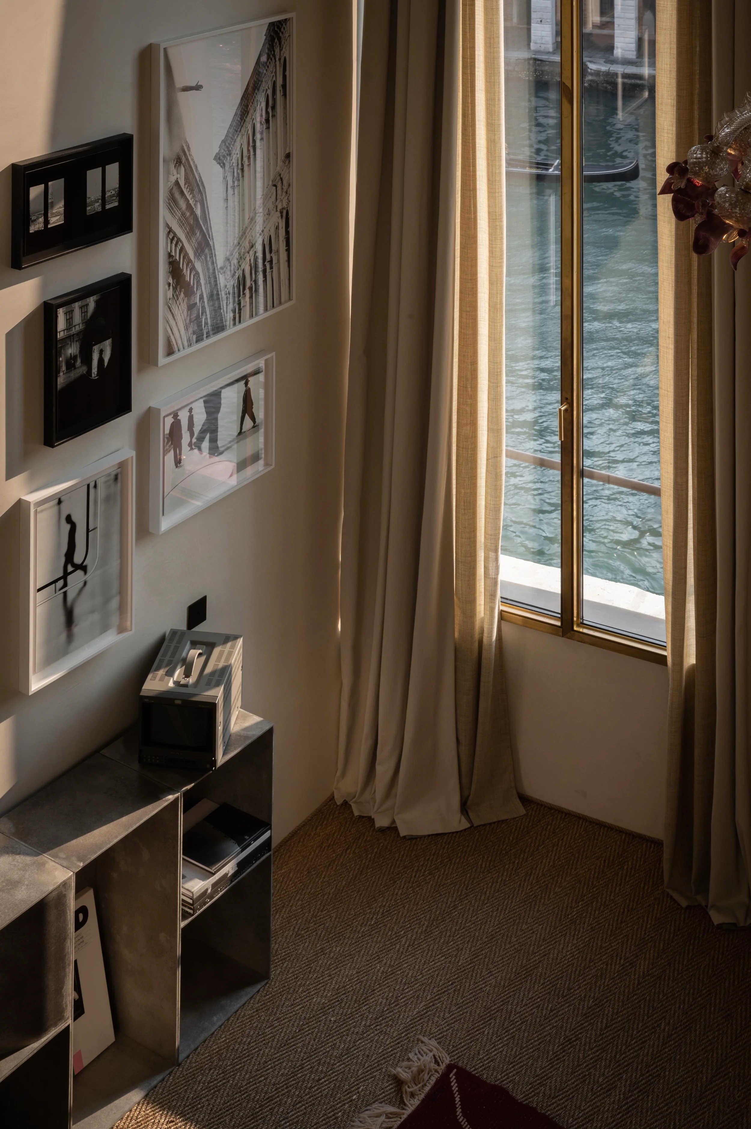 The-Ventitian-Loft-5_Courtesy-The-Venice-Venice-Hotel-and-Bigaignon.jpg.jpg