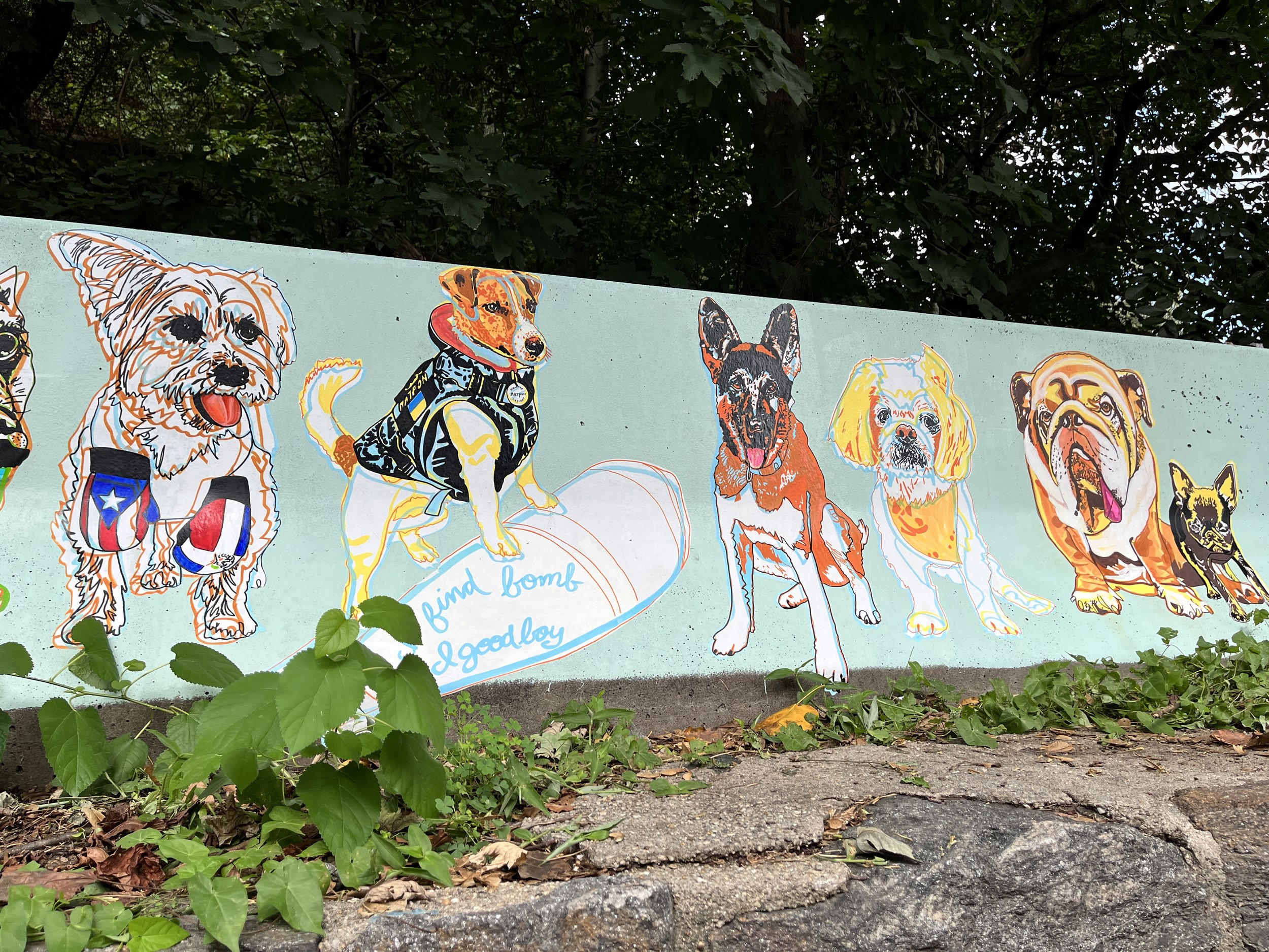 "Dogparty II" 2022, Acrylic on paper and concrete