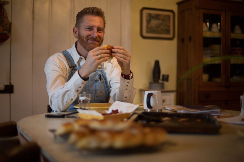 d2e00-croissants-and-marcy-3-1024x682.jpg